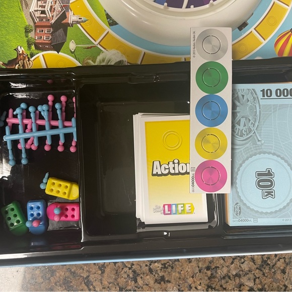 The Game of Life Board Game Spin to Win Complete - Picture 3 of 3